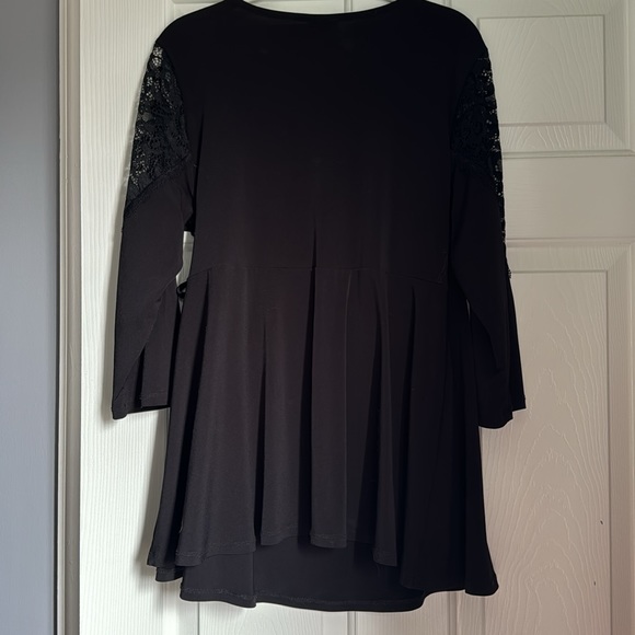 Torrid Peplum Babydoll Black Lace Wrap Top - Picture 3 of 3